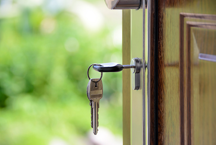 A2B Locks are able to provide local locksmiths in Rickmansworth to repair your broken locks. 